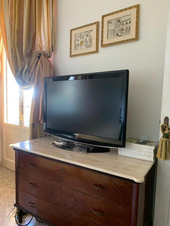 Villa Lucrezia - Dimora In Suvereto Suites&Apartments Екстериор снимка