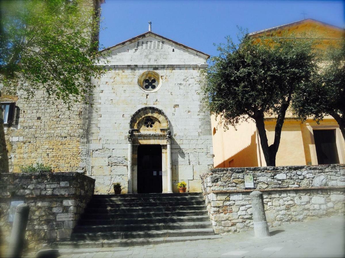 Villa Lucrezia - Dimora In Suvereto Suites&Apartments Екстериор снимка